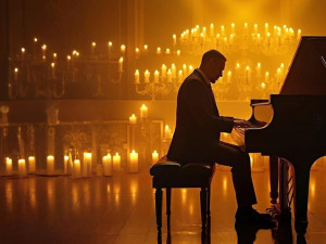 Оркестр Muse при свечах